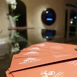 Siri Hotel