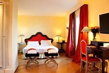 Siri Hotel Fano