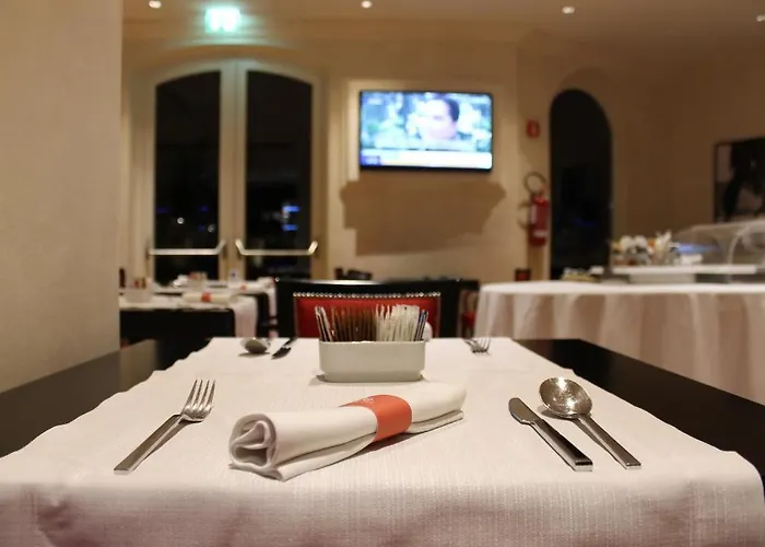 シリ 4* ファーノ